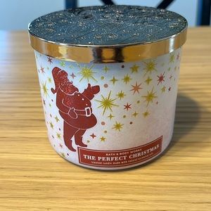 Bath & Body Works 3 Wick Candle. The Perfect Christmas.